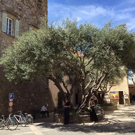 Tropez * Saint-Tropez